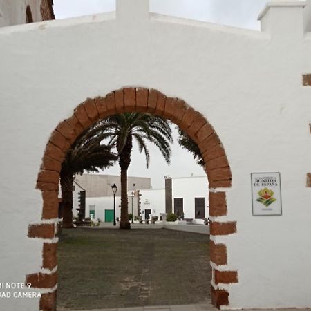 Precioso Apartamento Con Terraza En Teguise Lejlighed Teguise  Eksteriør billede